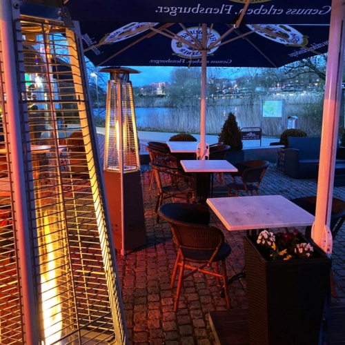 Restaurant-Wedel-Muehlenstein-Burger-Pizza-Brunch-Aussenbereich
